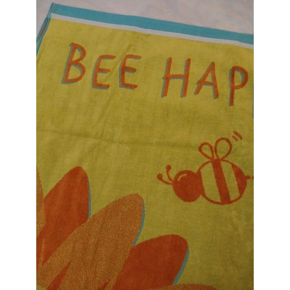 Member's Mark Kids Beach Towel Bee Happy 30x60in 100% Cotton Yellow Machine Wash